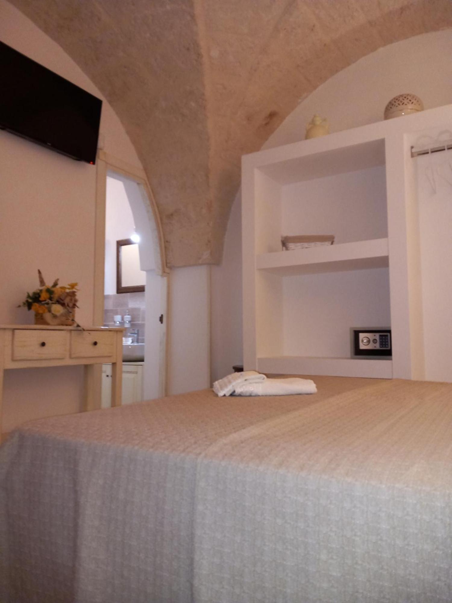 Antica Via Roma B&B E RELAX Montalbano  Cameră foto