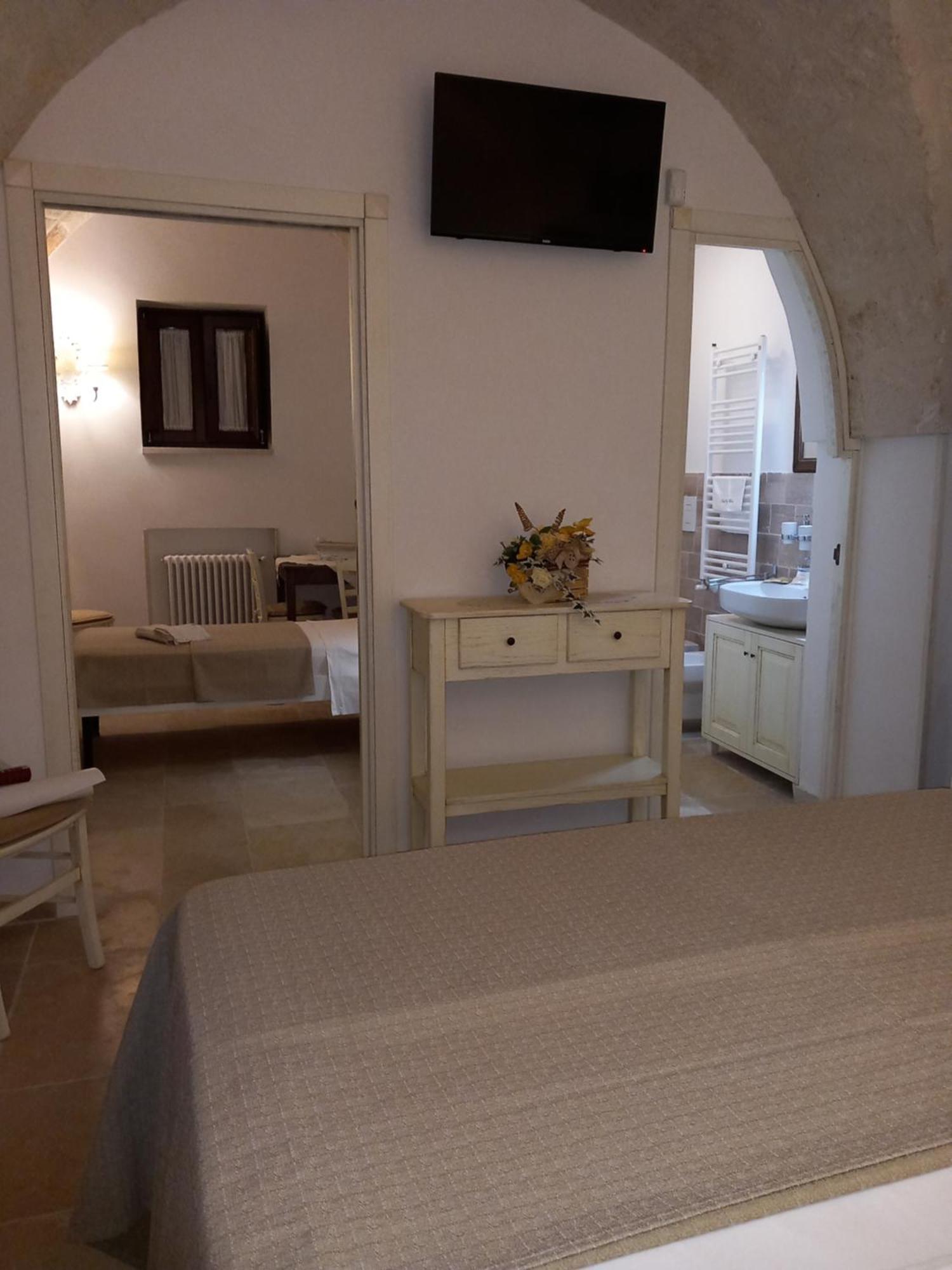 Antica Via Roma B&B E RELAX Montalbano  Cameră foto